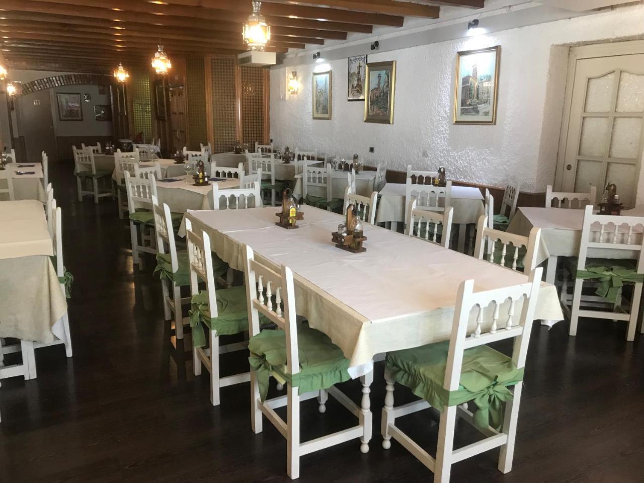 Hotel La Duquesa 피노스제닐 외부 사진